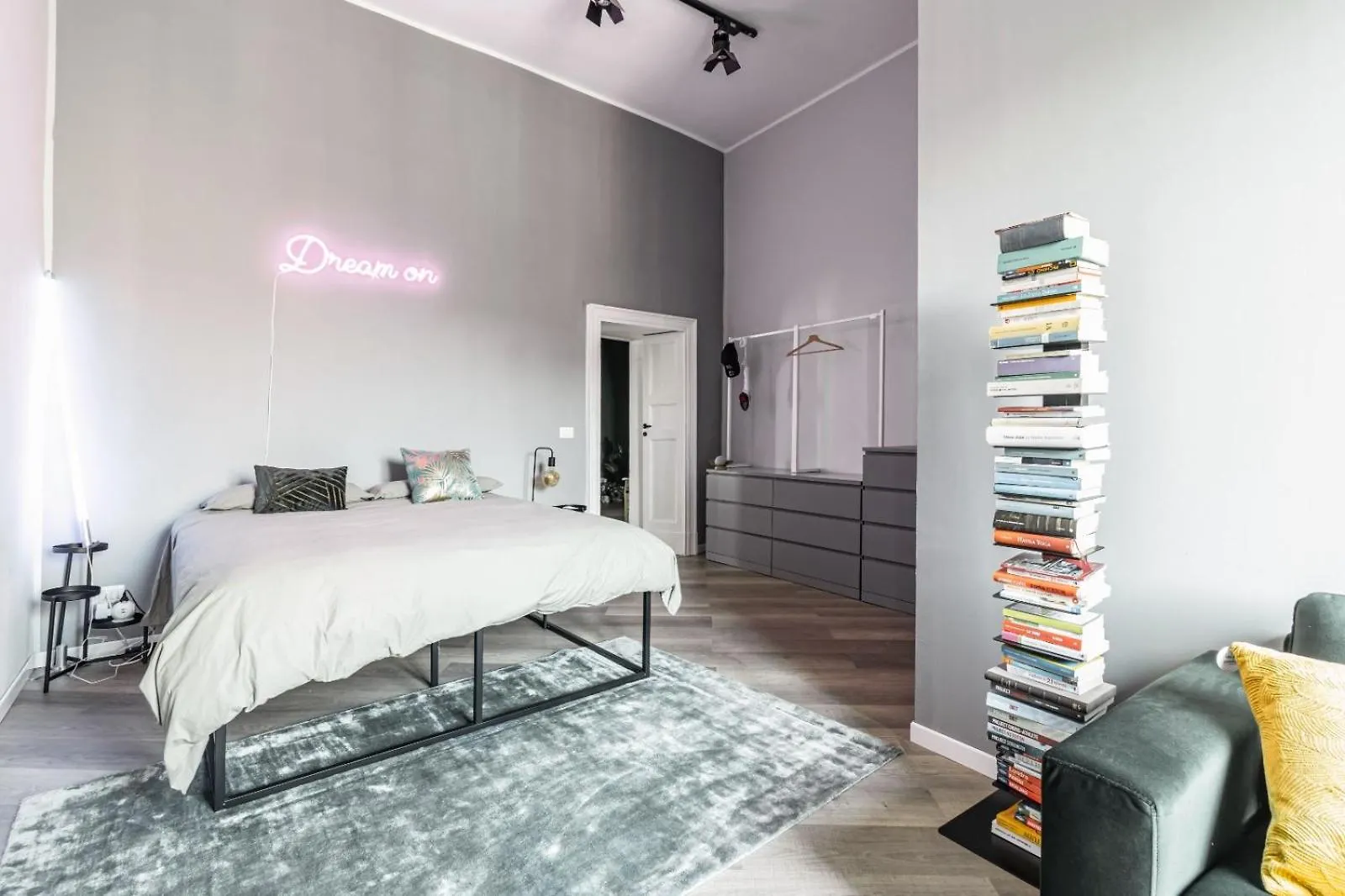 Nico'S House City Center Catania Apartment